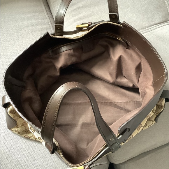 Authentic GUCCI GG logo canvas tote 🔥🔥 - Picture 8 of 15